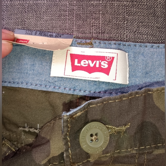 🆕 Levi's | Camouflage Relaxed Fit Cargo Shorts Boys Size 8 Waist 24 Adjustable - Picture 12 of 15